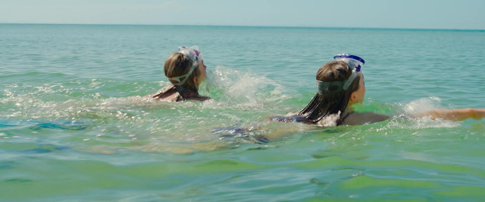 Ticket_to_Paradise_2022_1080p_IHBL_001134.jpg