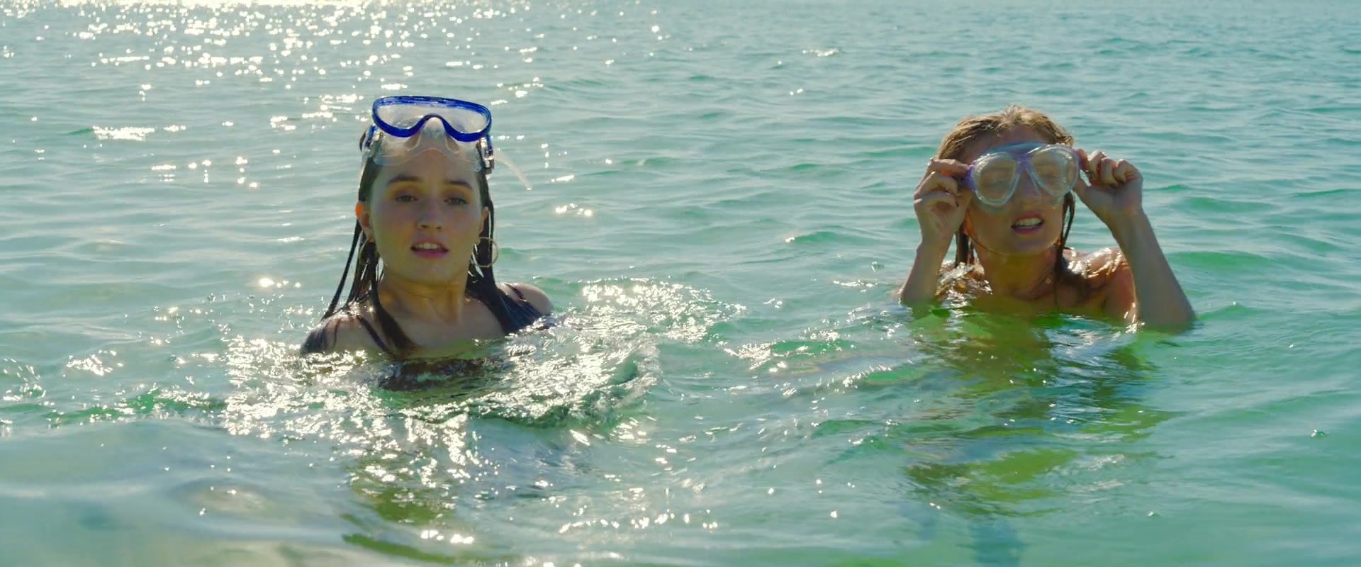 Ticket_to_Paradise_2022_1080p_IHBL_001169.jpg