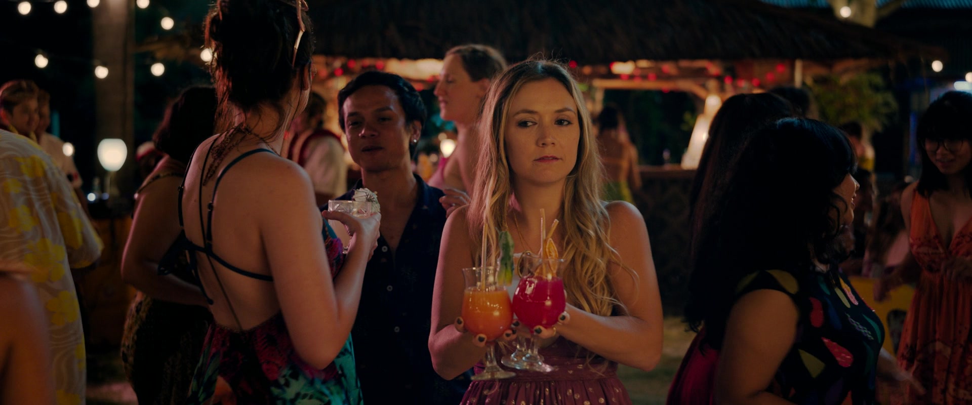 Ticket_to_Paradise_2022_1080p_IHBL_001562.jpg