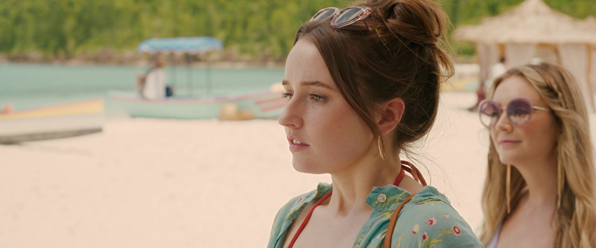 Ticket_to_Paradise_2022_1080p_IHBL_002827.jpg