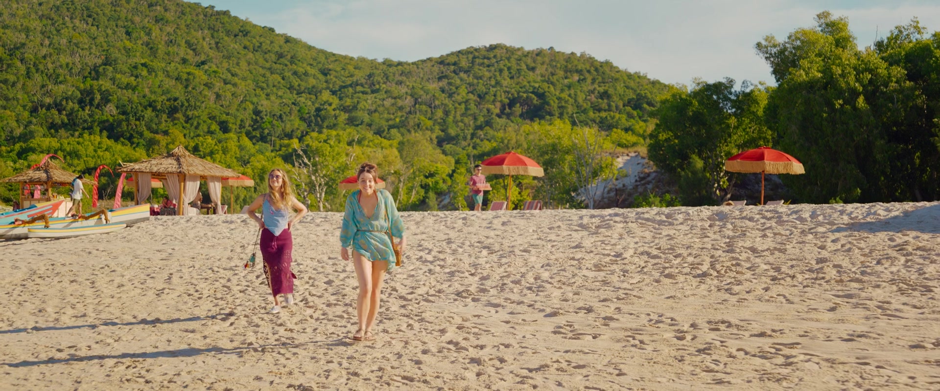 Ticket_to_Paradise_2022_1080p_IHBL_002848.jpg