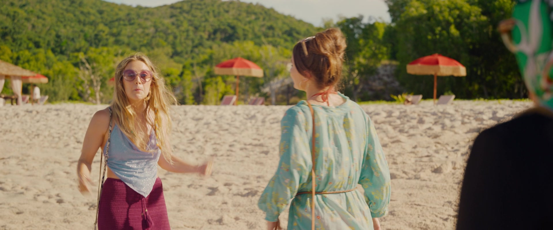 Ticket_to_Paradise_2022_1080p_IHBL_002954.jpg