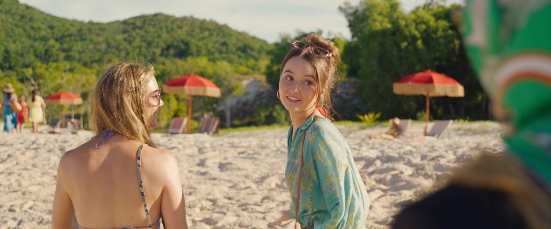 Ticket_to_Paradise_2022_1080p_IHBL_002962.jpg