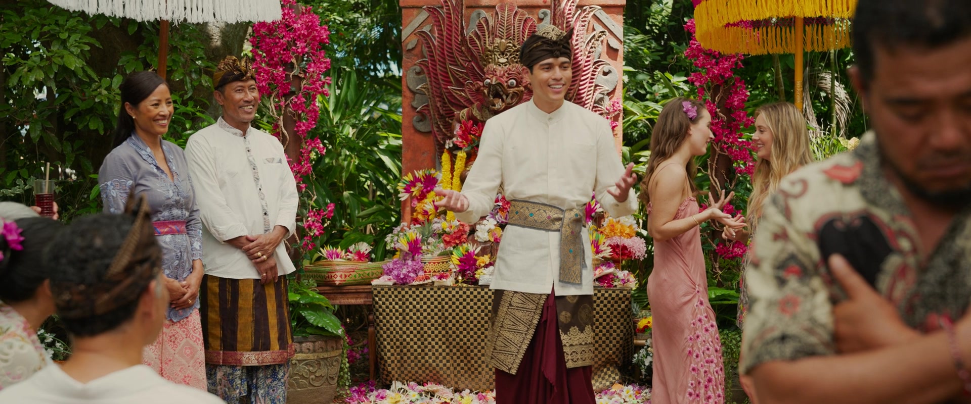 Ticket_to_Paradise_2022_1080p_IHBL_005441.jpg