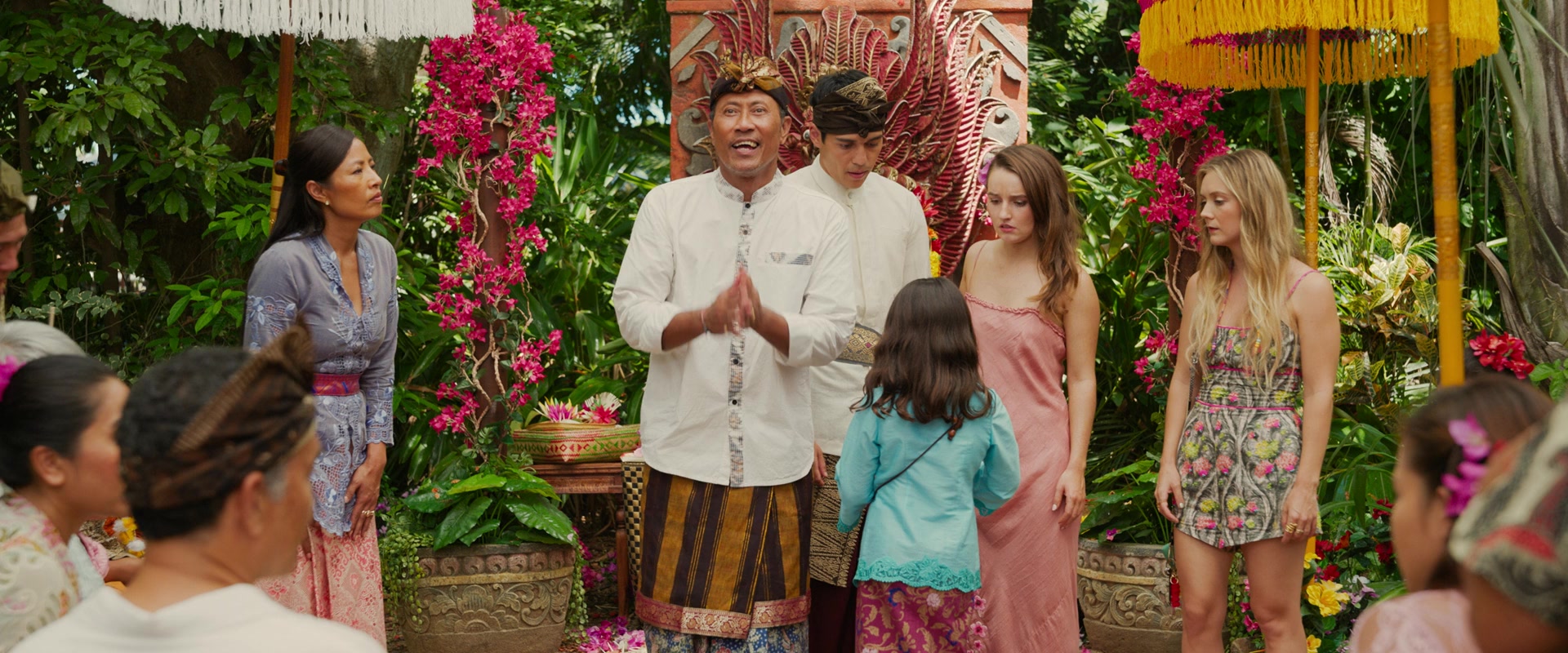 Ticket_to_Paradise_2022_1080p_IHBL_005486.jpg