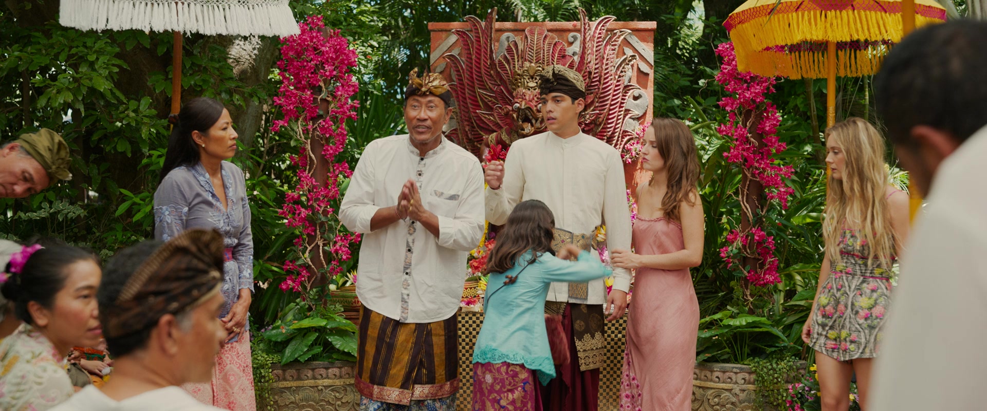 Ticket_to_Paradise_2022_1080p_IHBL_005509.jpg