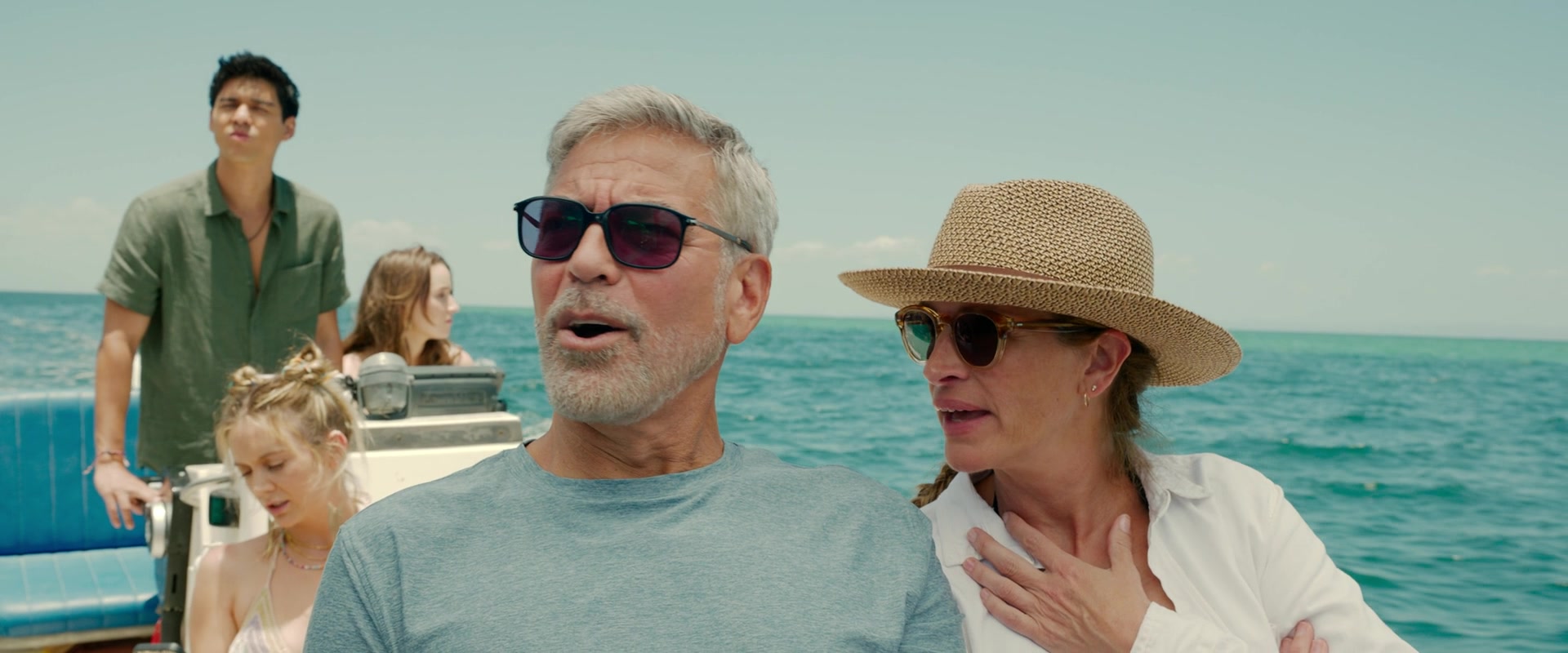 Ticket_to_Paradise_2022_1080p_IHBL_005633.jpg