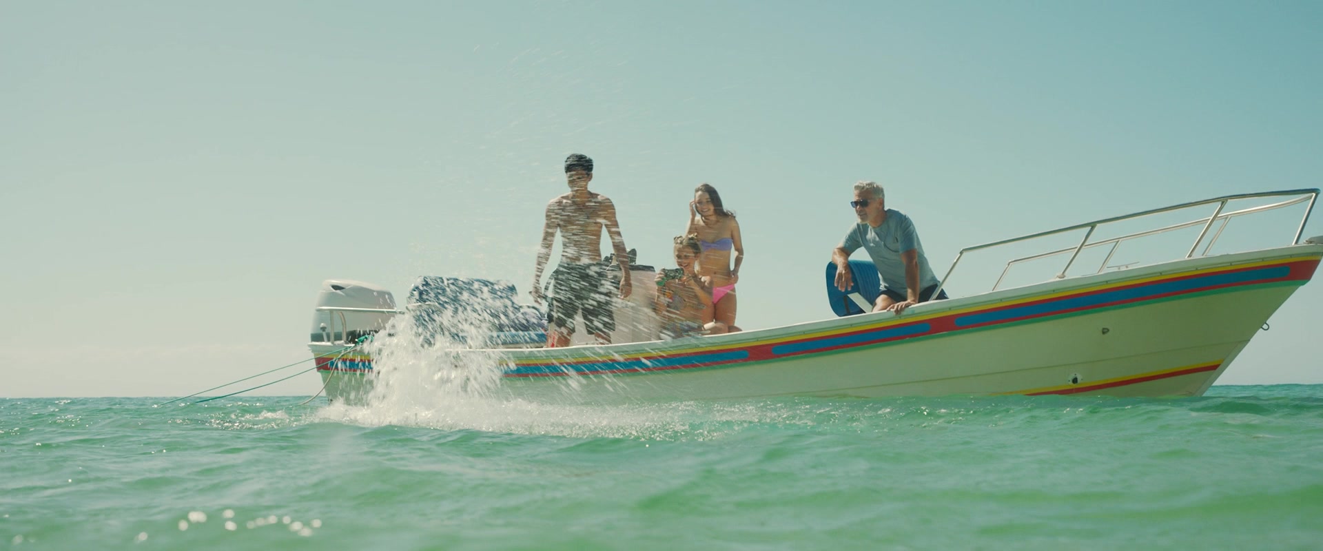 Ticket_to_Paradise_2022_1080p_IHBL_005736.jpg