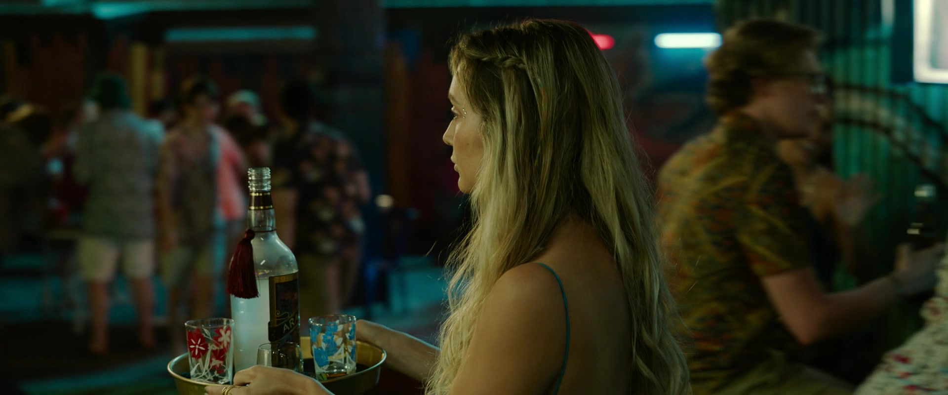 Ticket_to_Paradise_2022_1080p_IHBL_006999.jpg