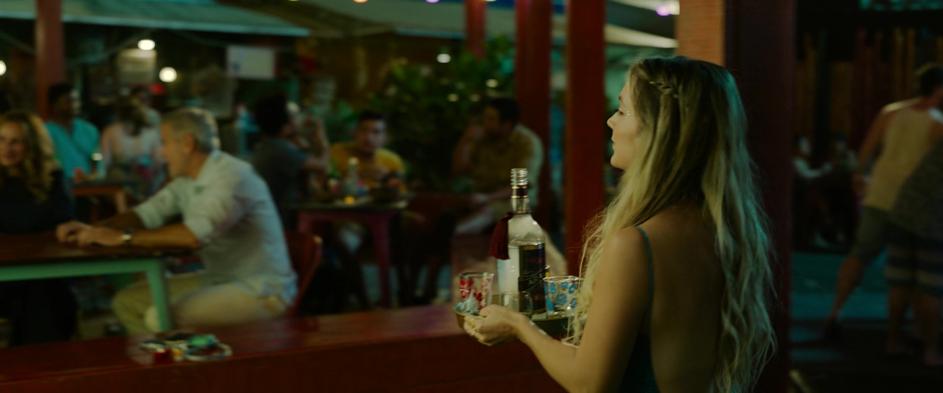 Ticket_to_Paradise_2022_1080p_IHBL_007004.jpg