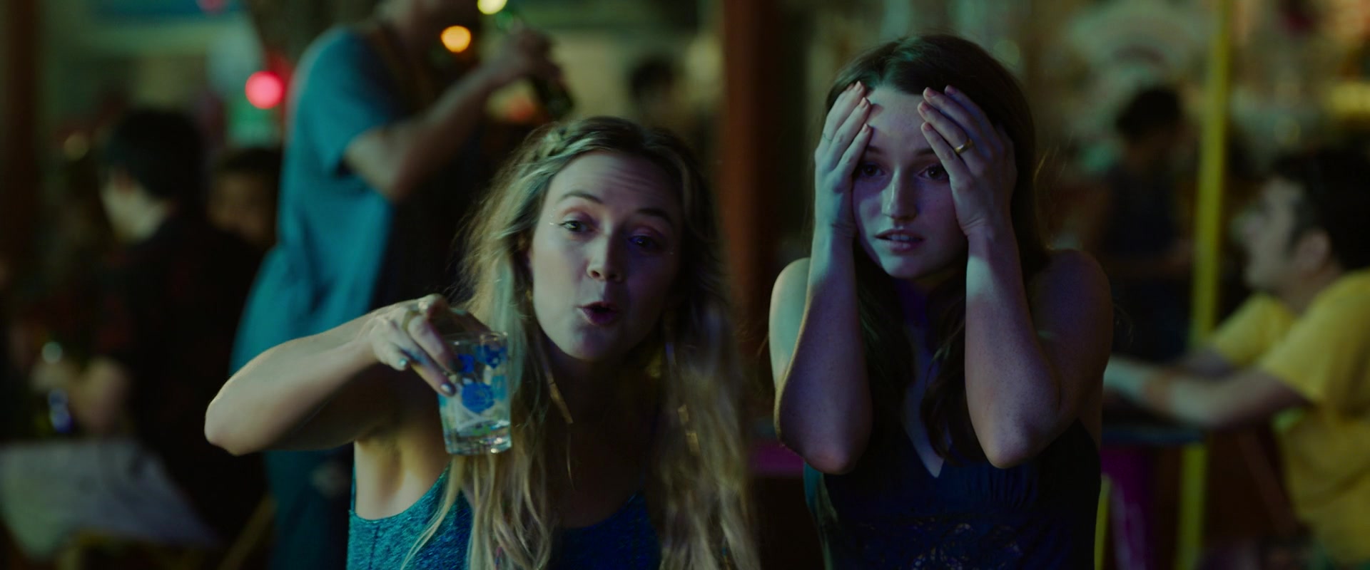 Ticket_to_Paradise_2022_1080p_IHBL_007301.jpg