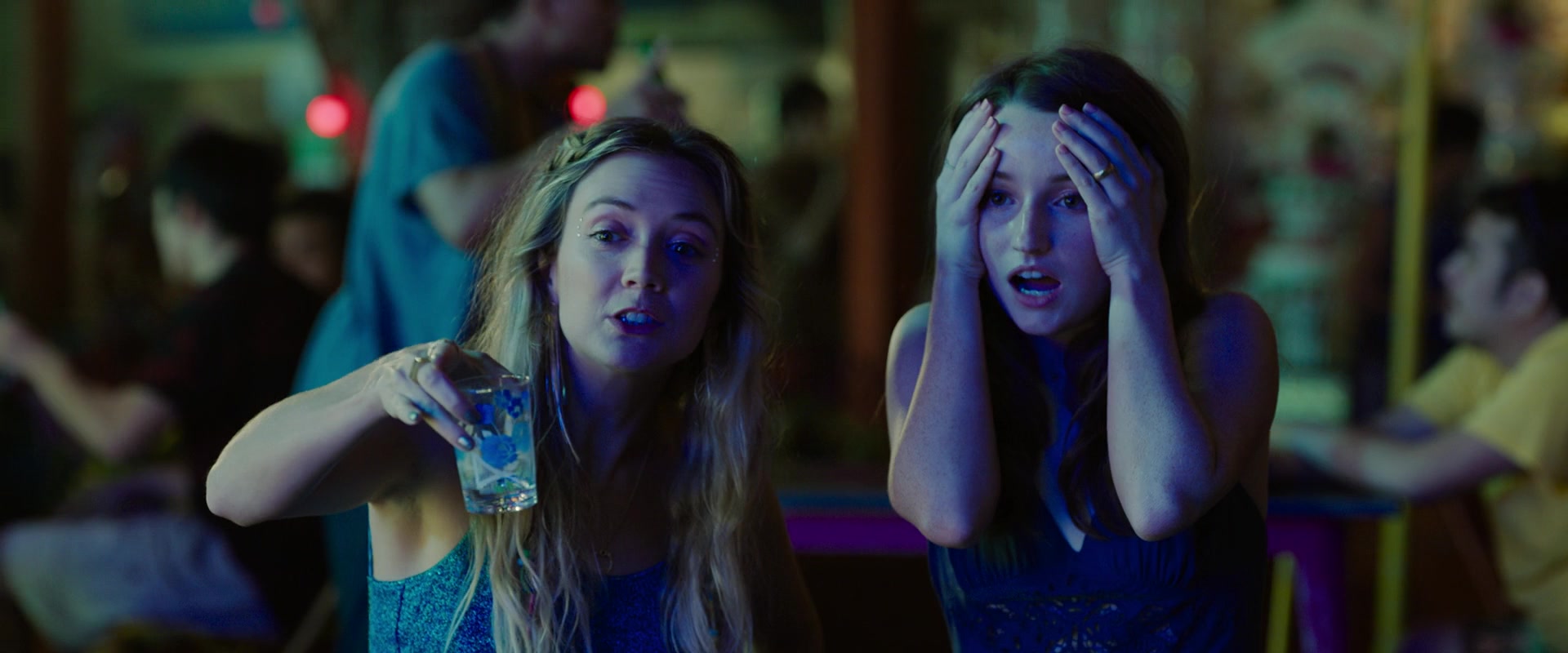Ticket_to_Paradise_2022_1080p_IHBL_007302.jpg