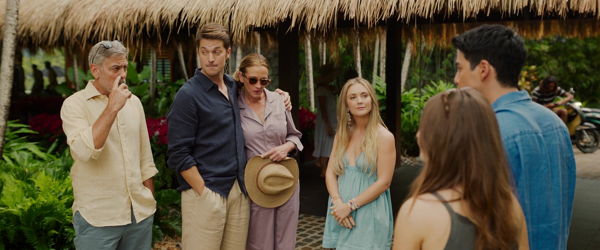 Ticket_to_Paradise_2022_1080p_IHBL_007958.jpg