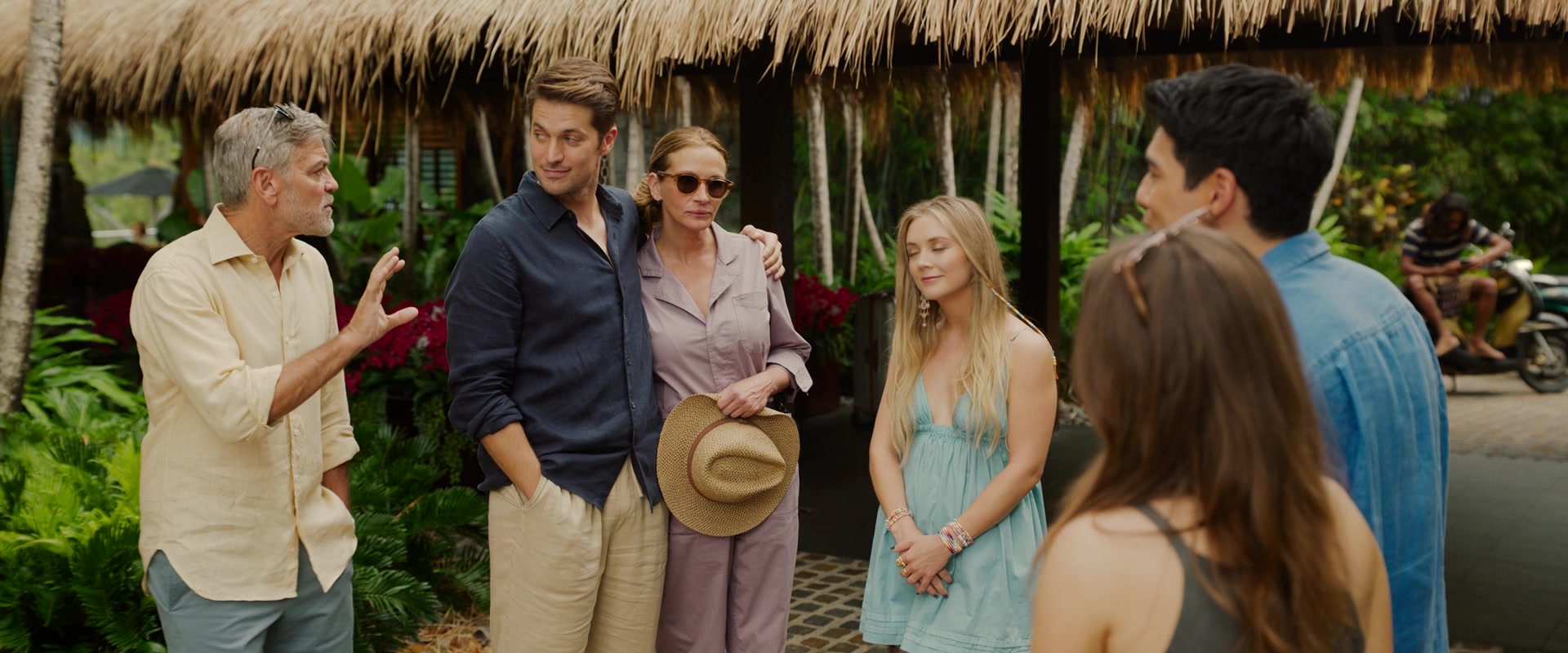 Ticket_to_Paradise_2022_1080p_IHBL_007973.jpg