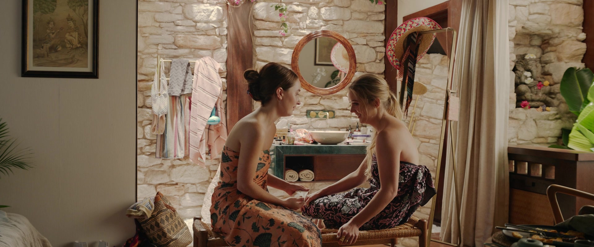 Ticket_to_Paradise_2022_1080p_IHBL_010765.jpg