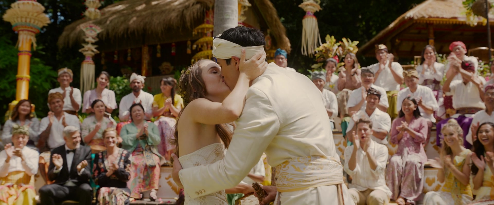 Ticket_to_Paradise_2022_1080p_IHBL_012073.jpg