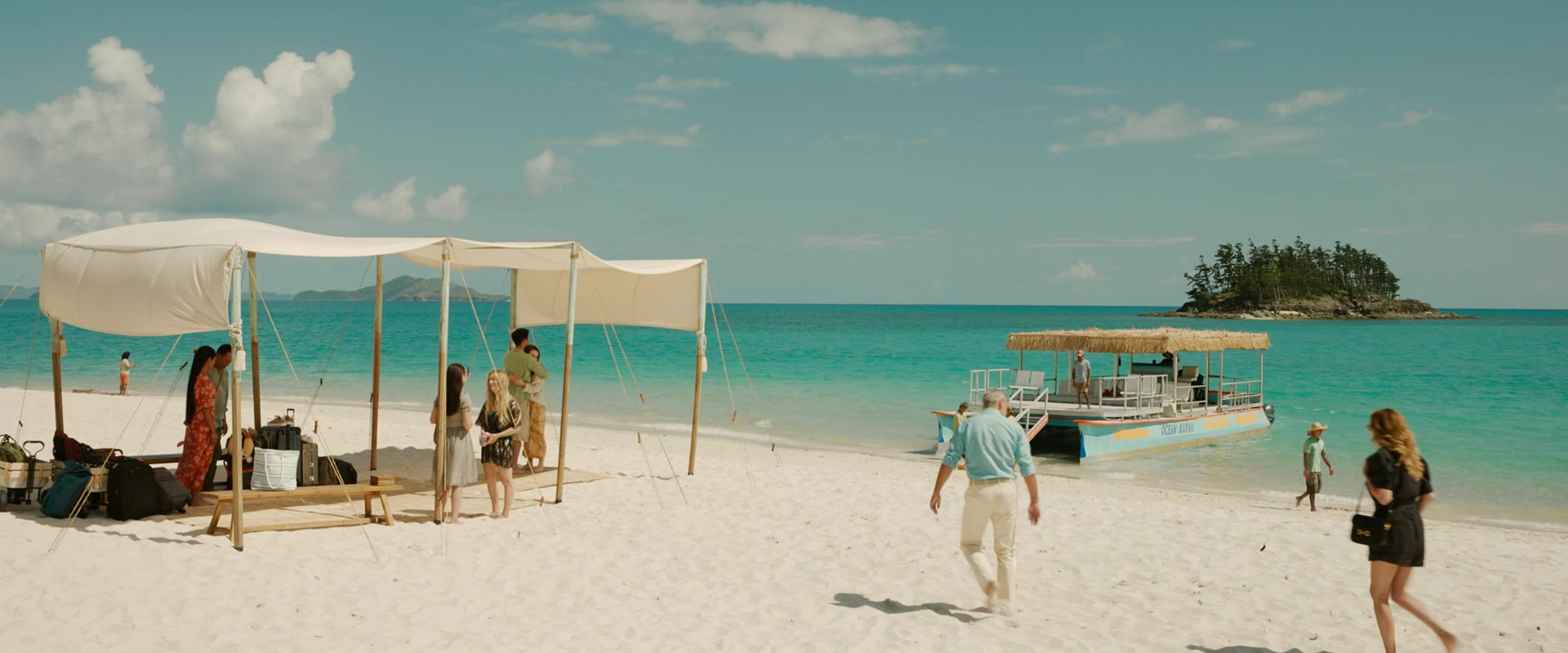 Ticket_to_Paradise_2022_1080p_IHBL_012894.jpg