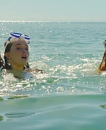 Ticket_to_Paradise_2022_1080p_IHBL_001142.jpg