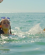 Ticket_to_Paradise_2022_1080p_IHBL_001143.jpg