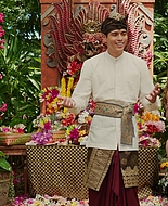 Ticket_to_Paradise_2022_1080p_IHBL_005441.jpg