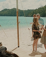 Ticket_to_Paradise_2022_1080p_IHBL_012899.jpg