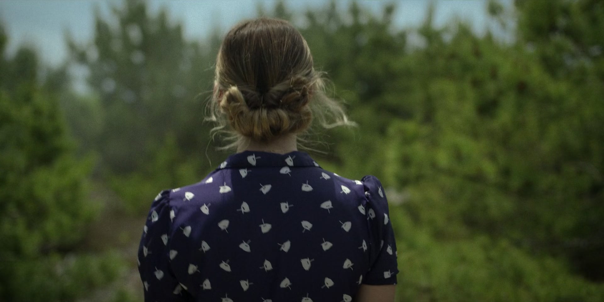 American_Horror_Story_S11E01_SomethingsComing_1080p_IHBL_000554.jpg