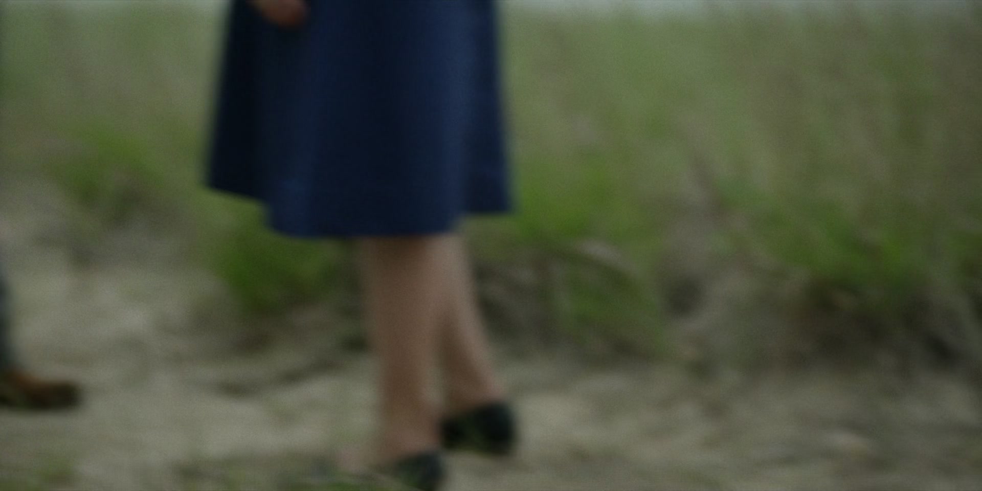 American_Horror_Story_S11E01_SomethingsComing_1080p_IHBL_000668.jpg