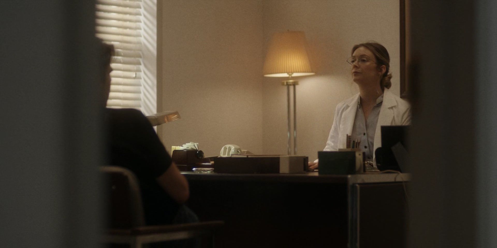 American_Horror_Story_S11E02_Thank_You_for_Your_Service_1080p_IHBL_000728.jpg