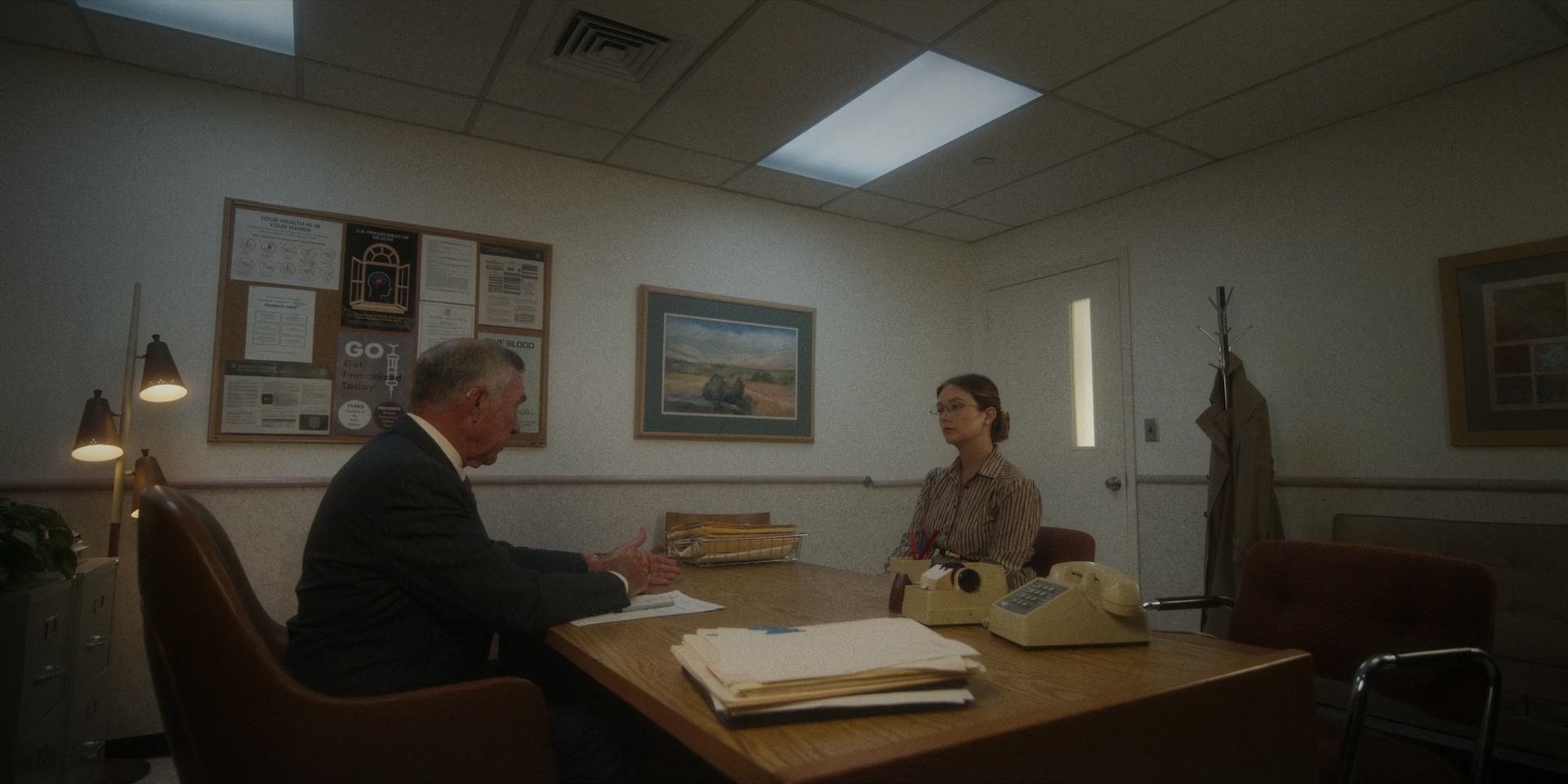 American_Horror_Story_S11E03_Smoke_Signals_1080p_IHBL_003753.jpg