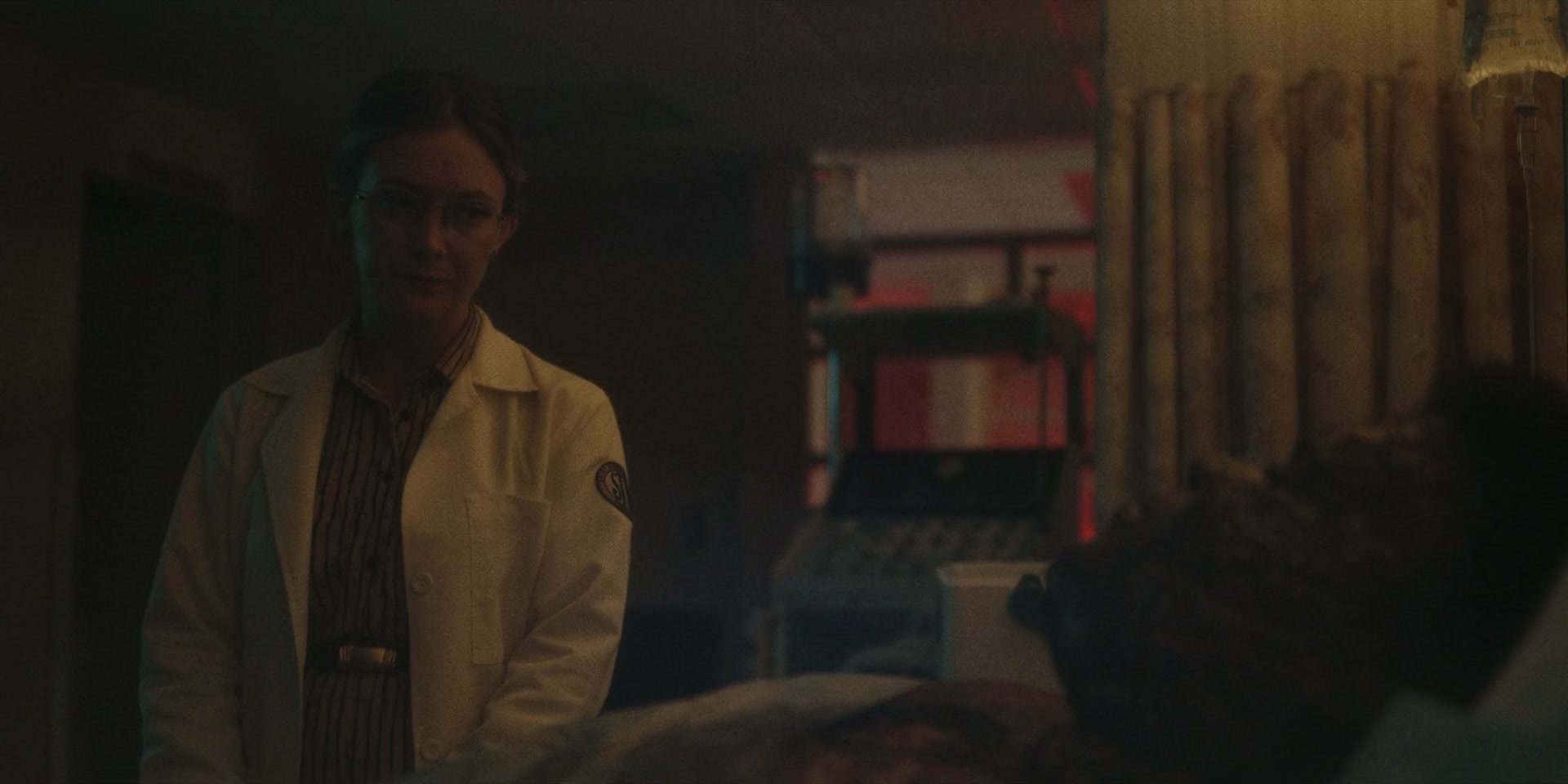 American_Horror_Story_S11E03_Smoke_Signals_1080p_IHBL_004205.jpg