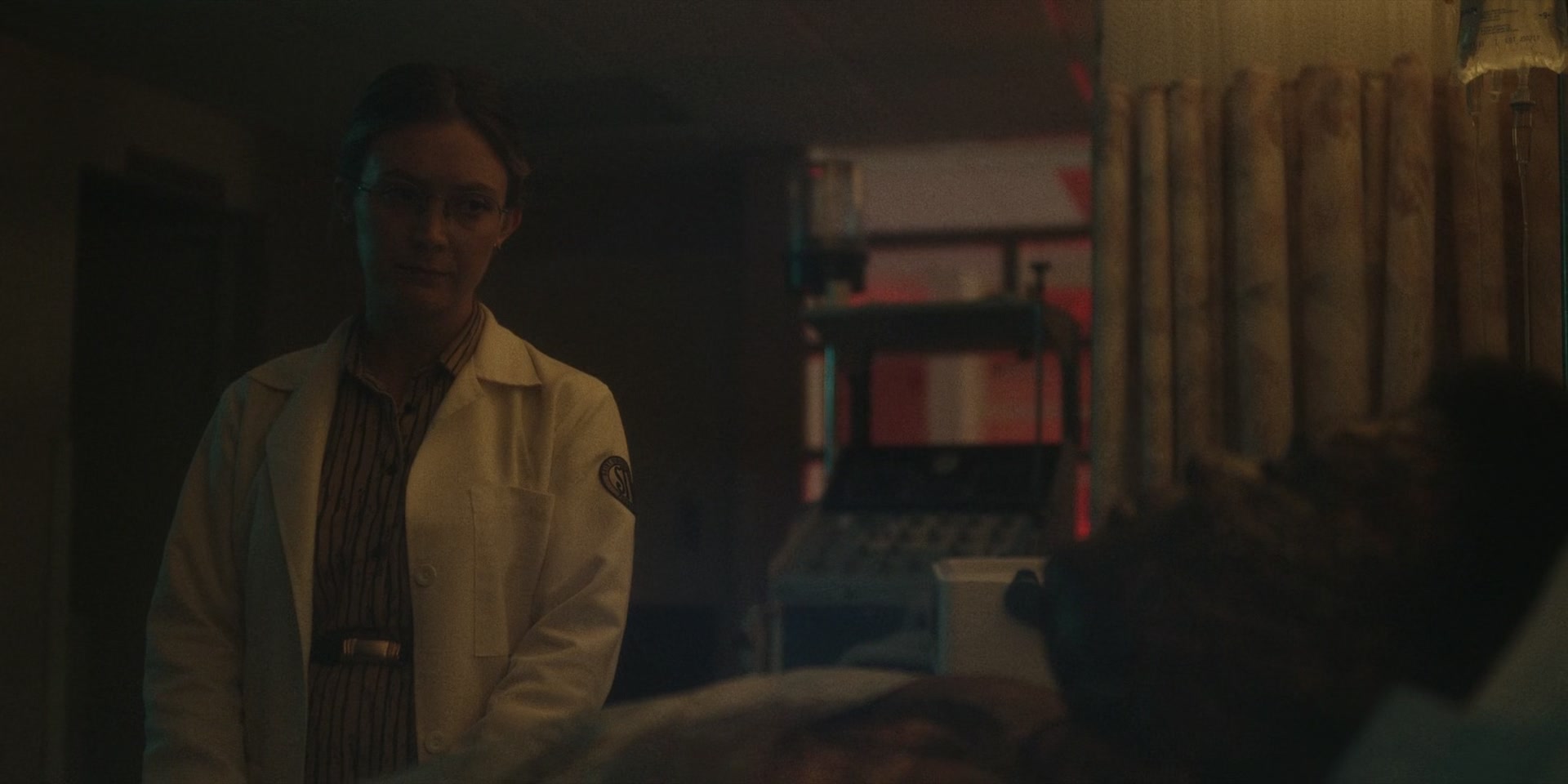 American_Horror_Story_S11E03_Smoke_Signals_1080p_IHBL_004207.jpg