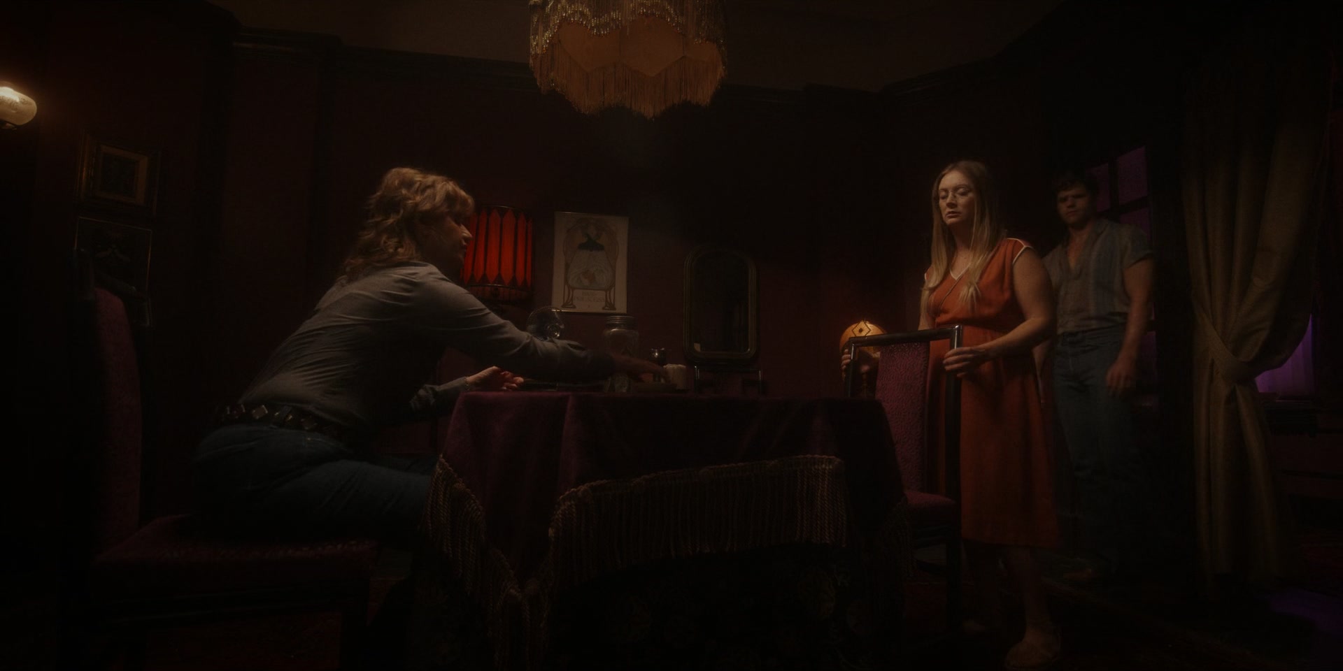 American_Horror_Story_S11E05_Bad_Fortune_1080p_IHBL_001238.jpg