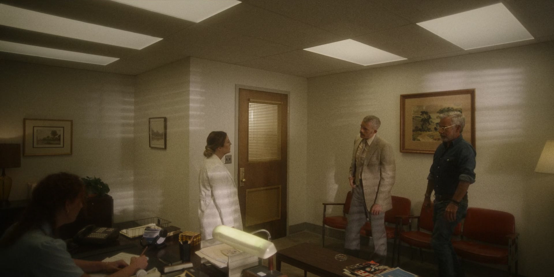 American_Horror_Story_S11E06_The_Body_1080p_IHBL_000428.jpg
