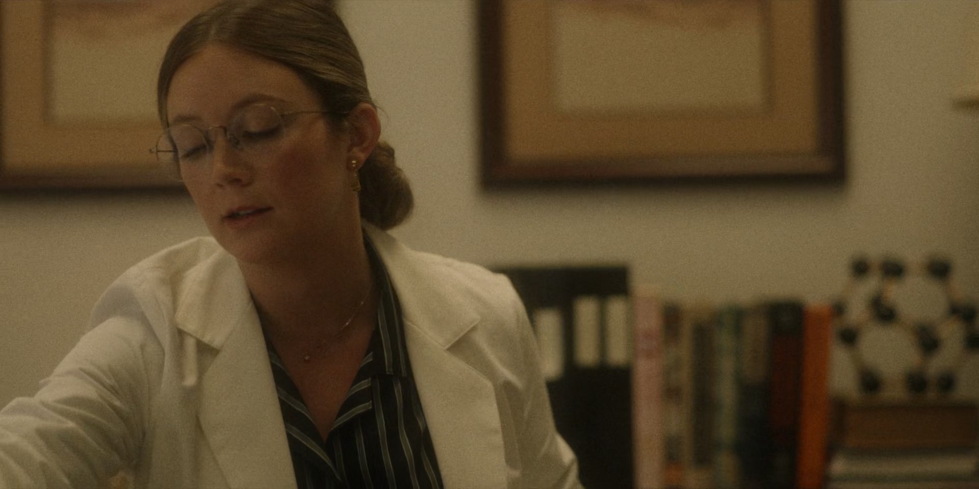American_Horror_Story_S11E06_The_Body_1080p_IHBL_000702.jpg