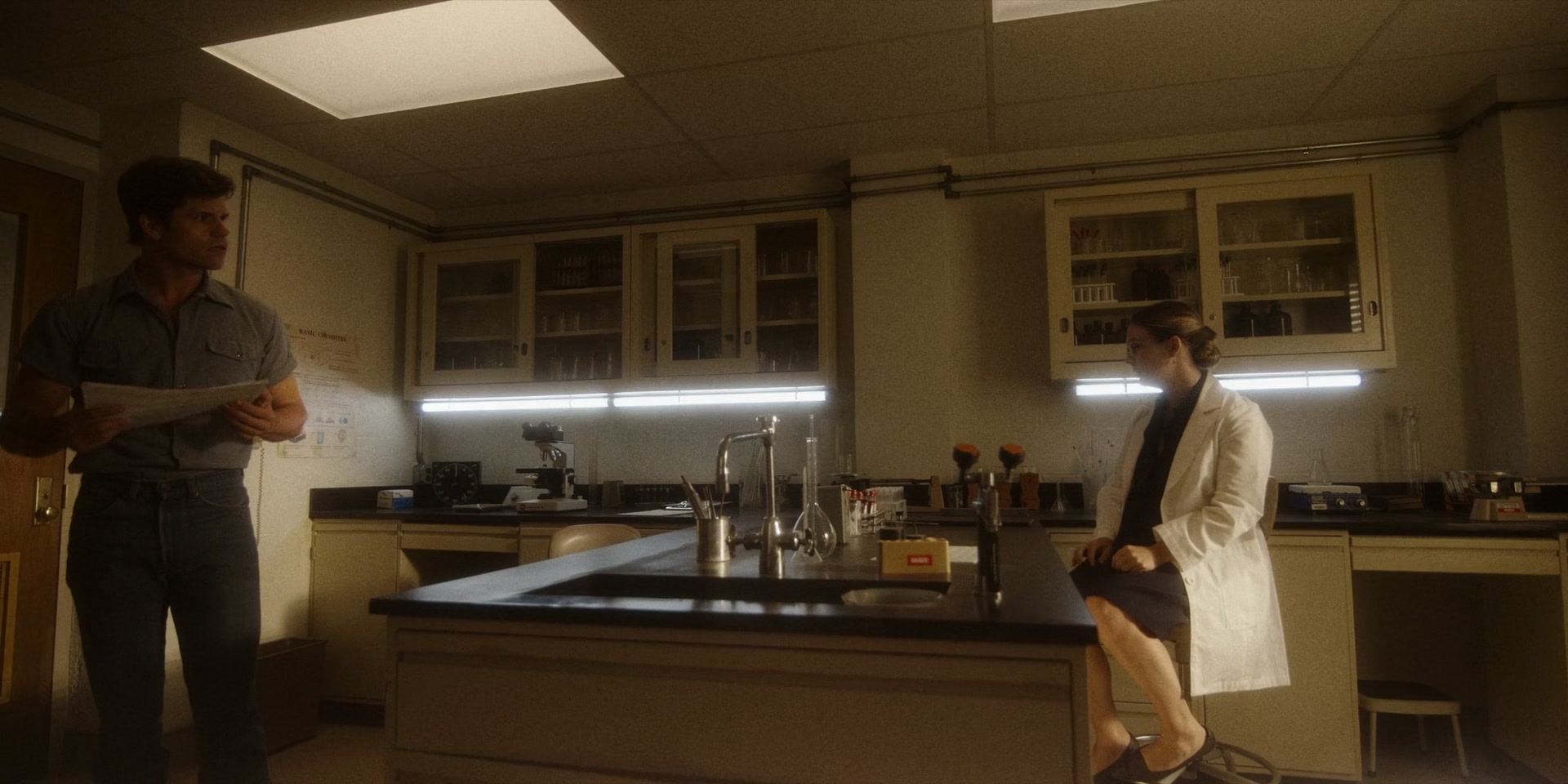 American_Horror_Story_S11E07_The_Sentinel_1080p_IHBL_003063.jpg
