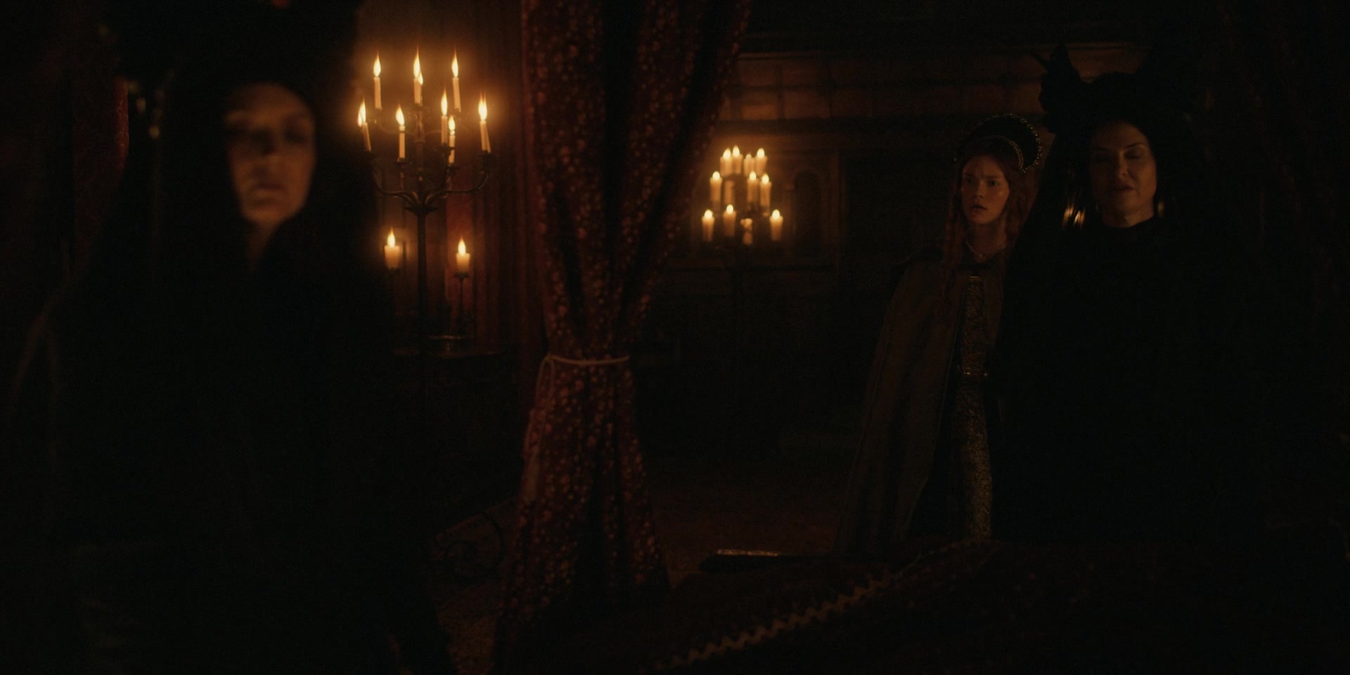 American_Horror_Story_S12E04_Vanishing_Twin_1080p_IHBL_000391.jpg