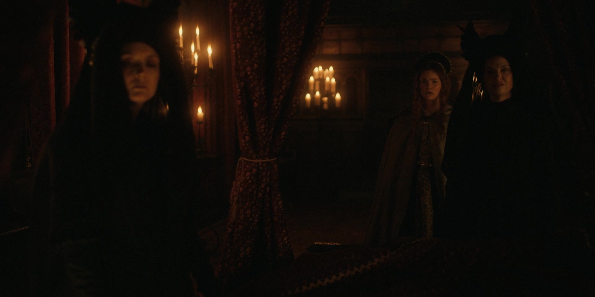 American_Horror_Story_S12E04_Vanishing_Twin_1080p_IHBL_000392.jpg