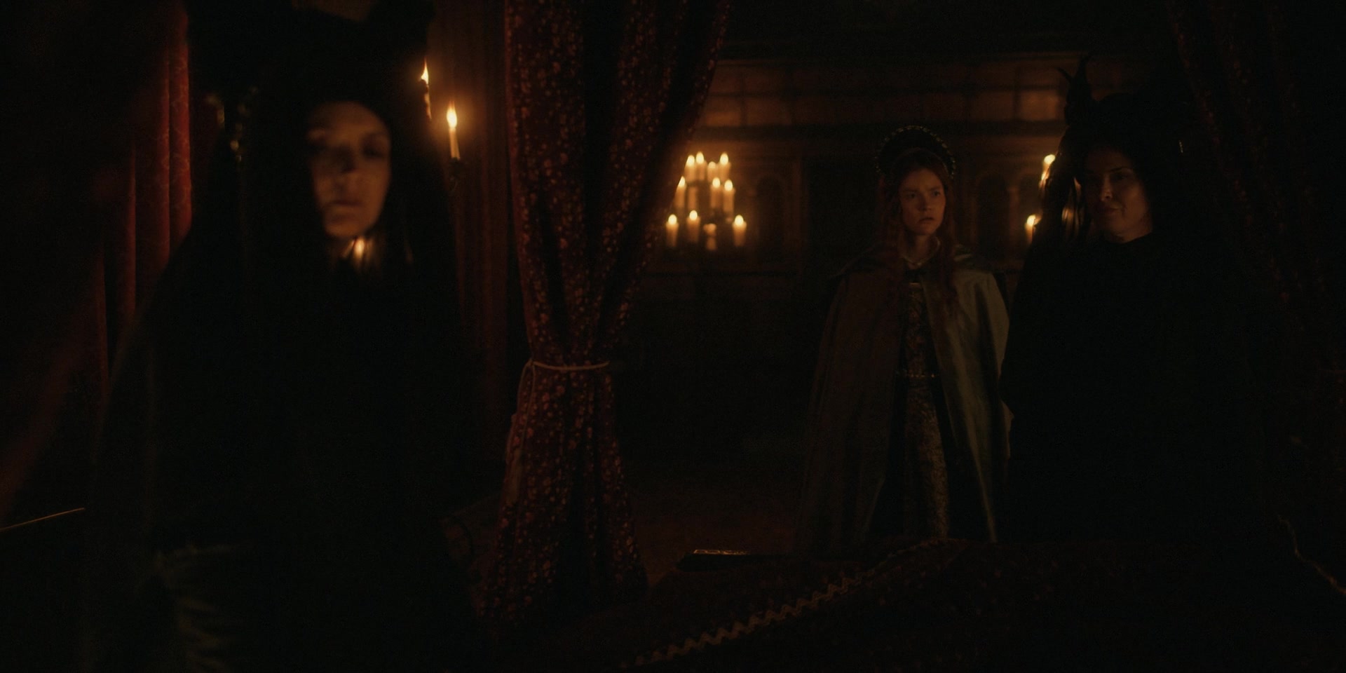 American_Horror_Story_S12E04_Vanishing_Twin_1080p_IHBL_000394.jpg