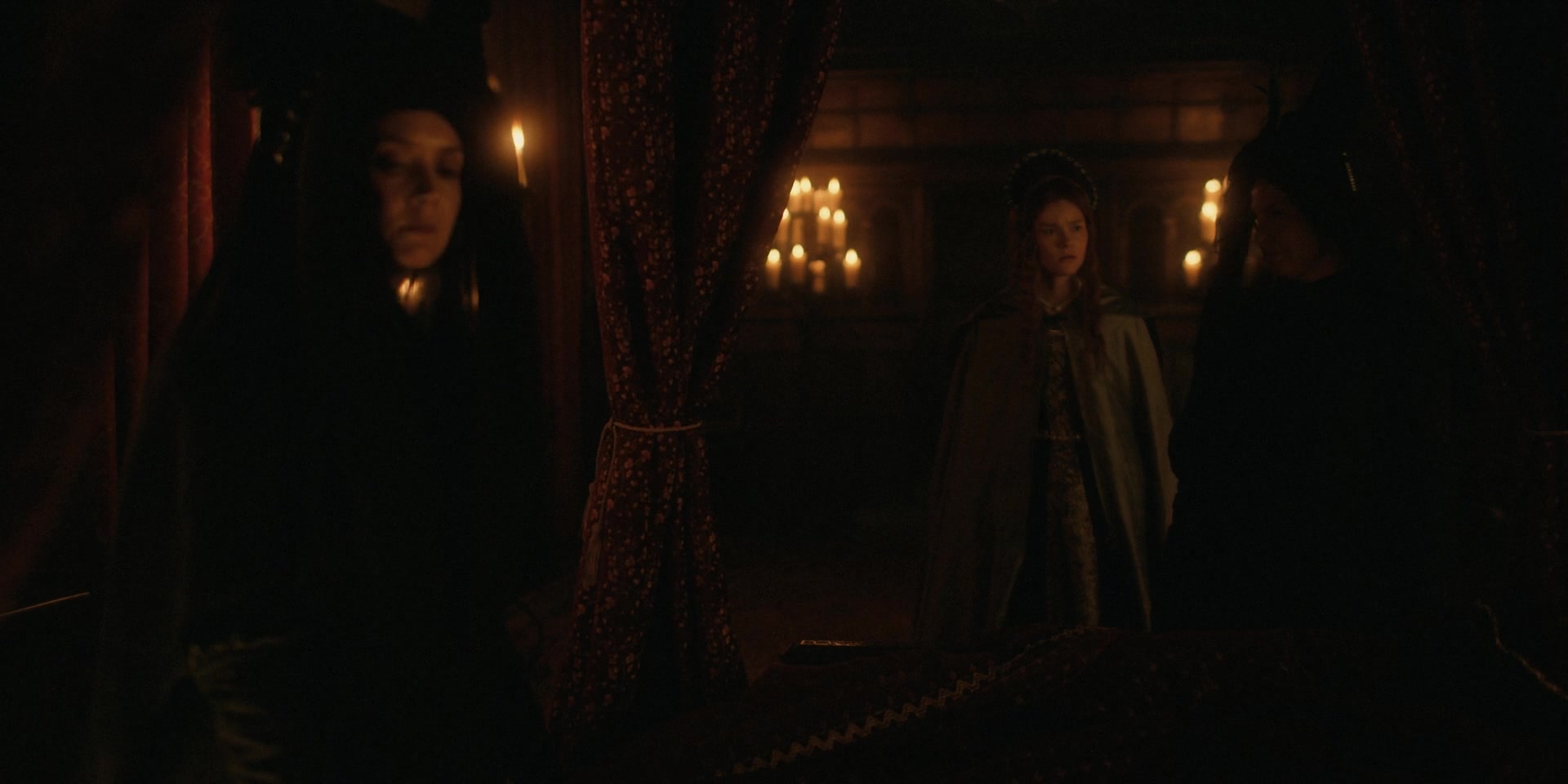 American_Horror_Story_S12E04_Vanishing_Twin_1080p_IHBL_000395.jpg