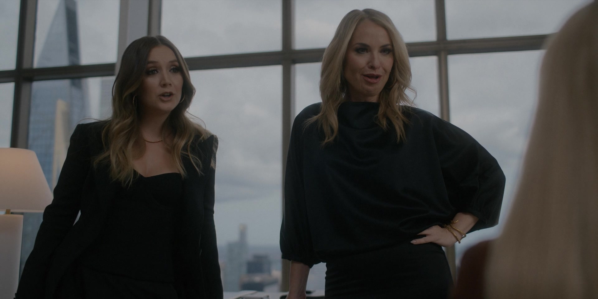 American_Horror_Story_S12E04_Vanishing_Twin_1080p_IHBL_002004.jpg