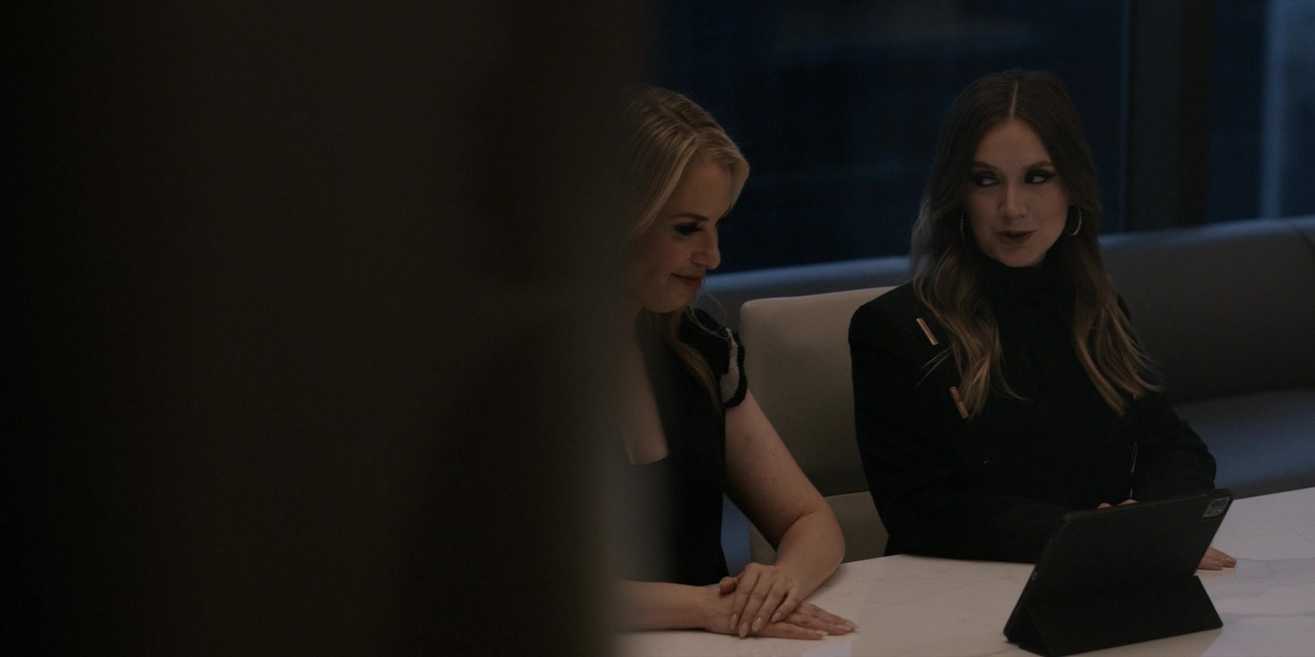 American_Horror_Story_S12E04_Vanishing_Twin_1080p_IHBL_003770.jpg