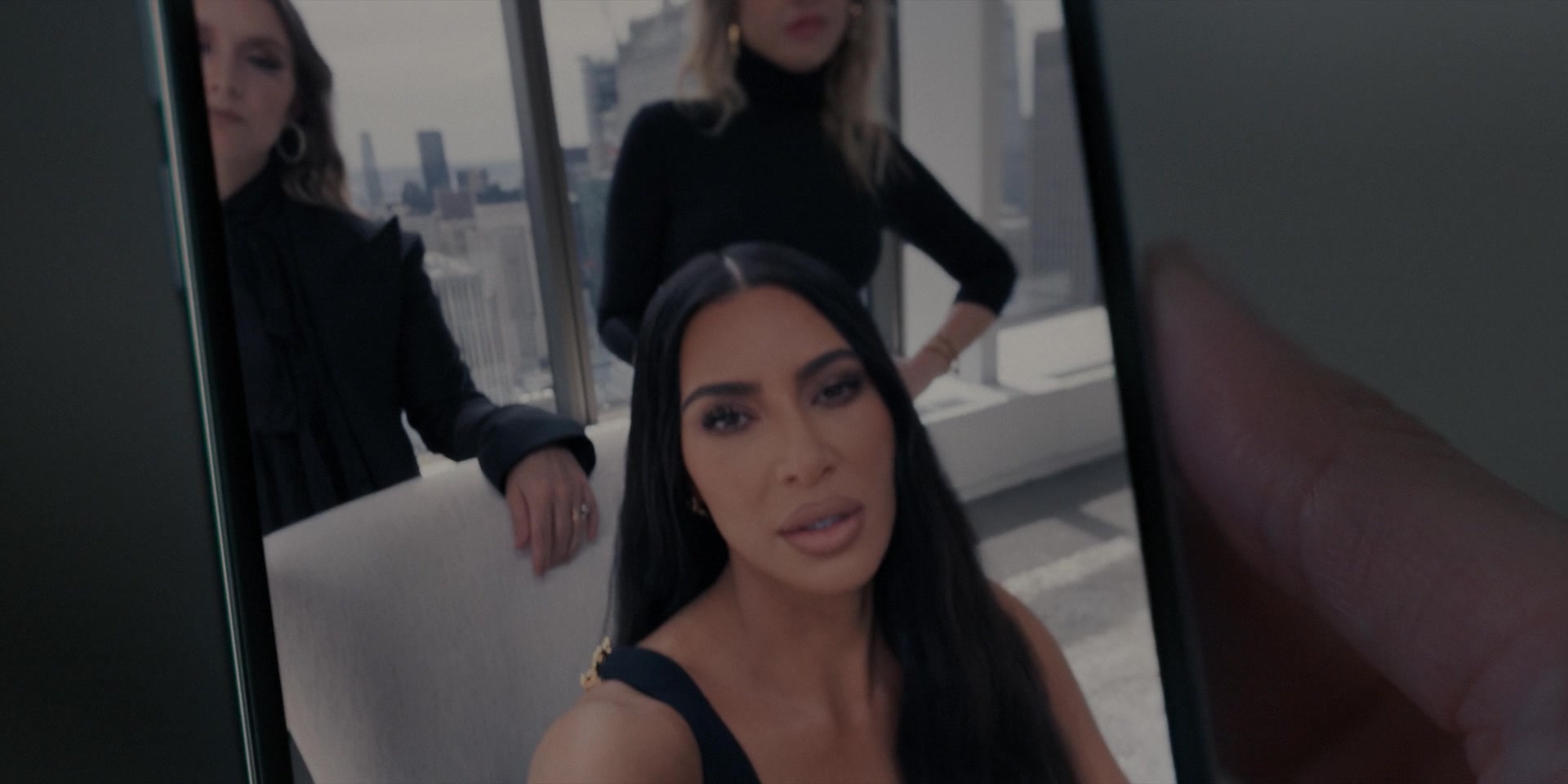 American_Horror_Story_S12E06_Opening_Night_1080p_IHBL_001229.jpg