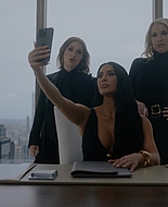 American_Horror_Story_S12E06_Opening_Night_1080p_IHBL_001257.jpg