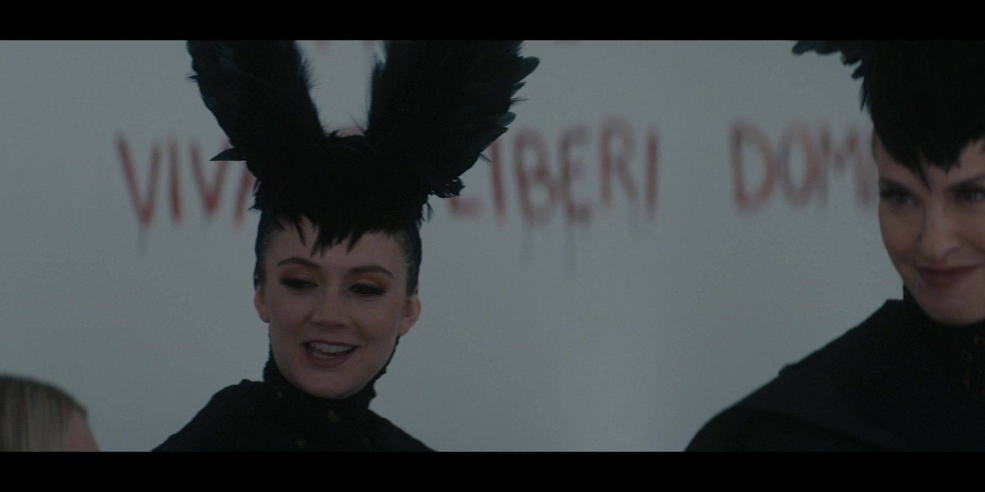 American_Horror_Story_S12E09_The_Auteur_1080p_IHBL_002851.jpg