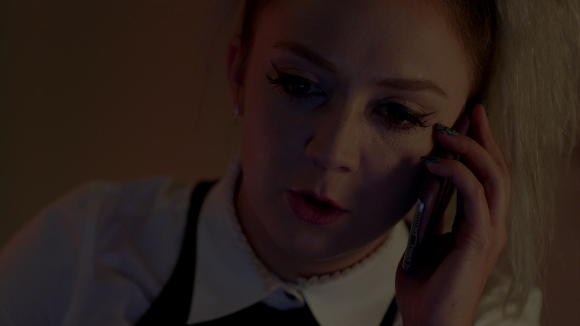 American_Horror_Story_S07_E01_Election_Night_1080p_BluRay_000790.jpg