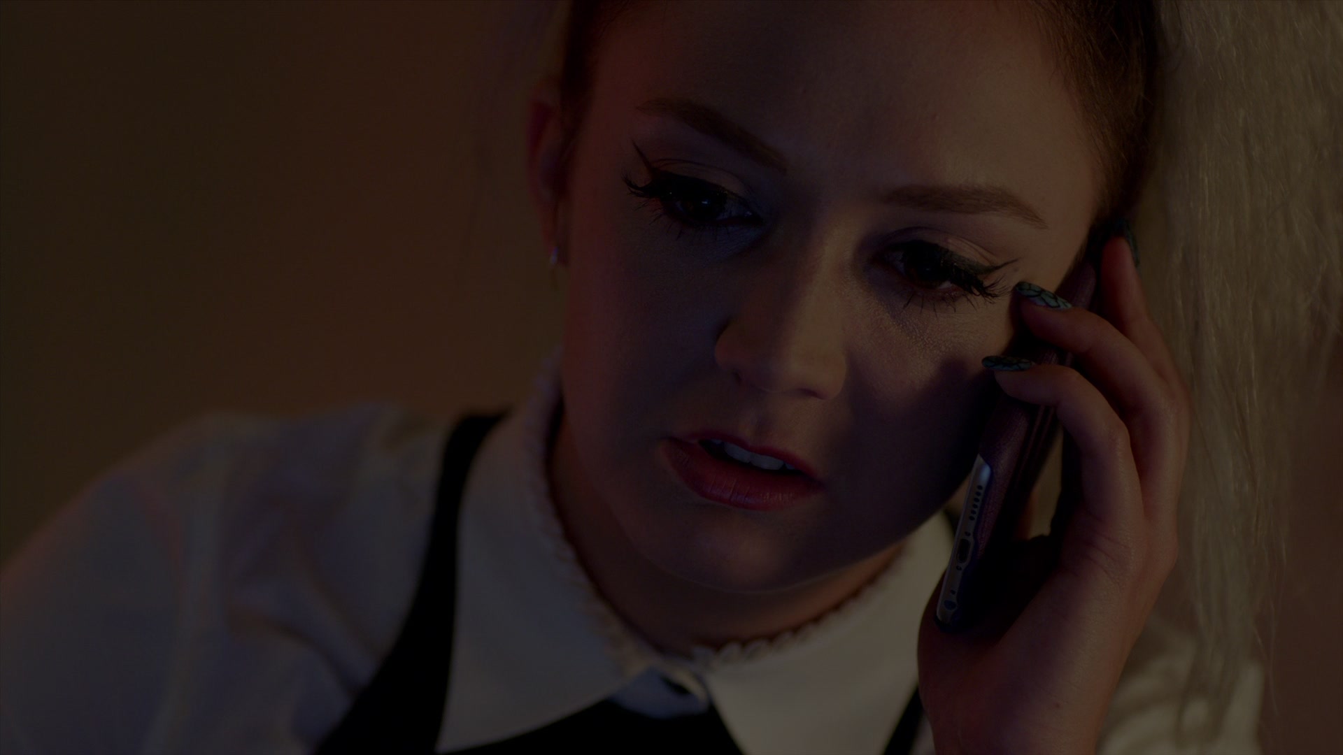 American_Horror_Story_S07_E01_Election_Night_1080p_BluRay_000792.jpg