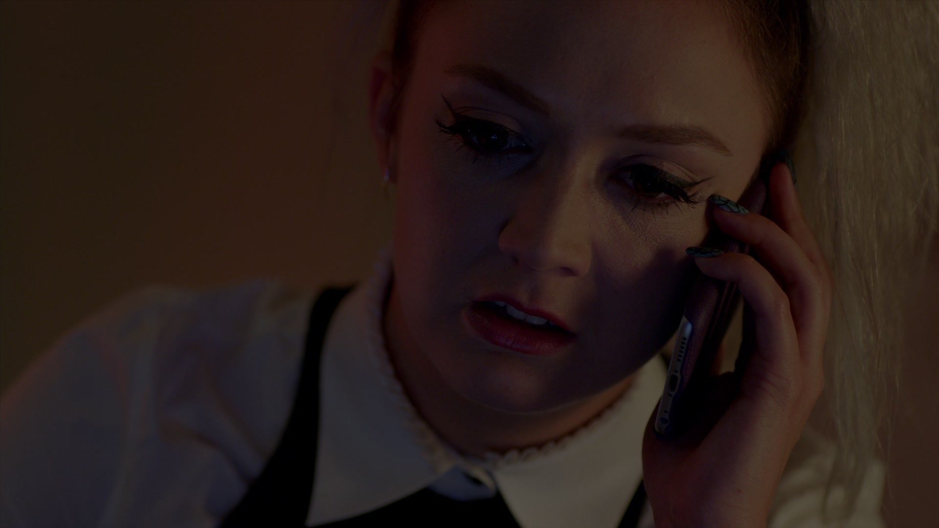American_Horror_Story_S07_E01_Election_Night_1080p_BluRay_000793.jpg