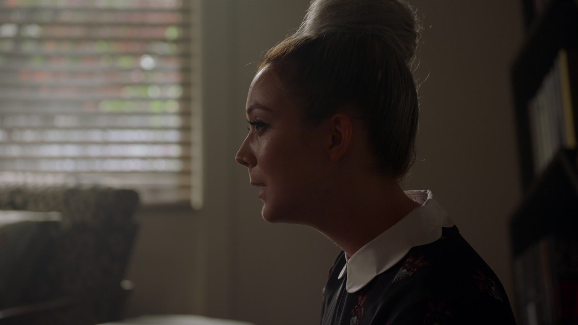 American_Horror_Story_S07_E01_Election_Night_1080p_BluRay_004368.jpg