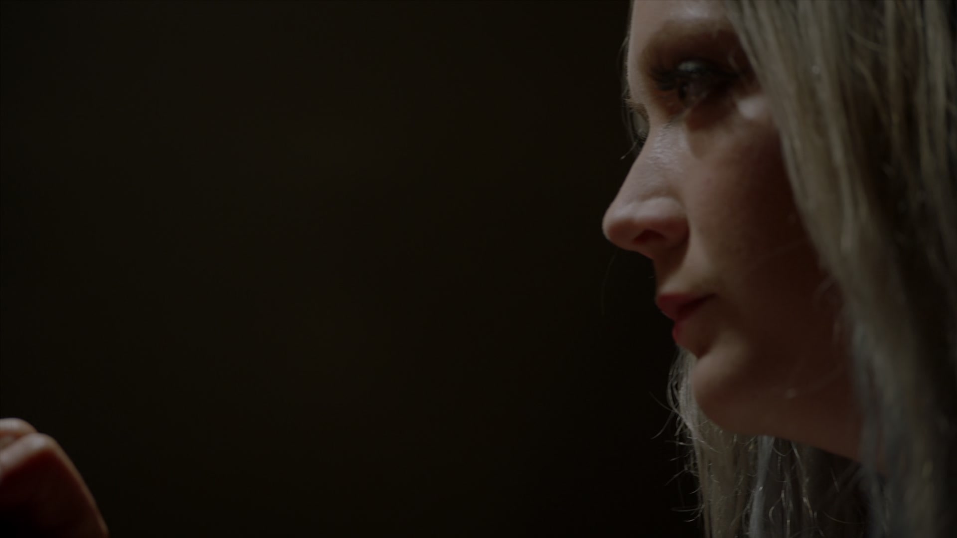 American_Horror_Story_S07_E01_Election_Night_1080p_BluRay_004384.jpg