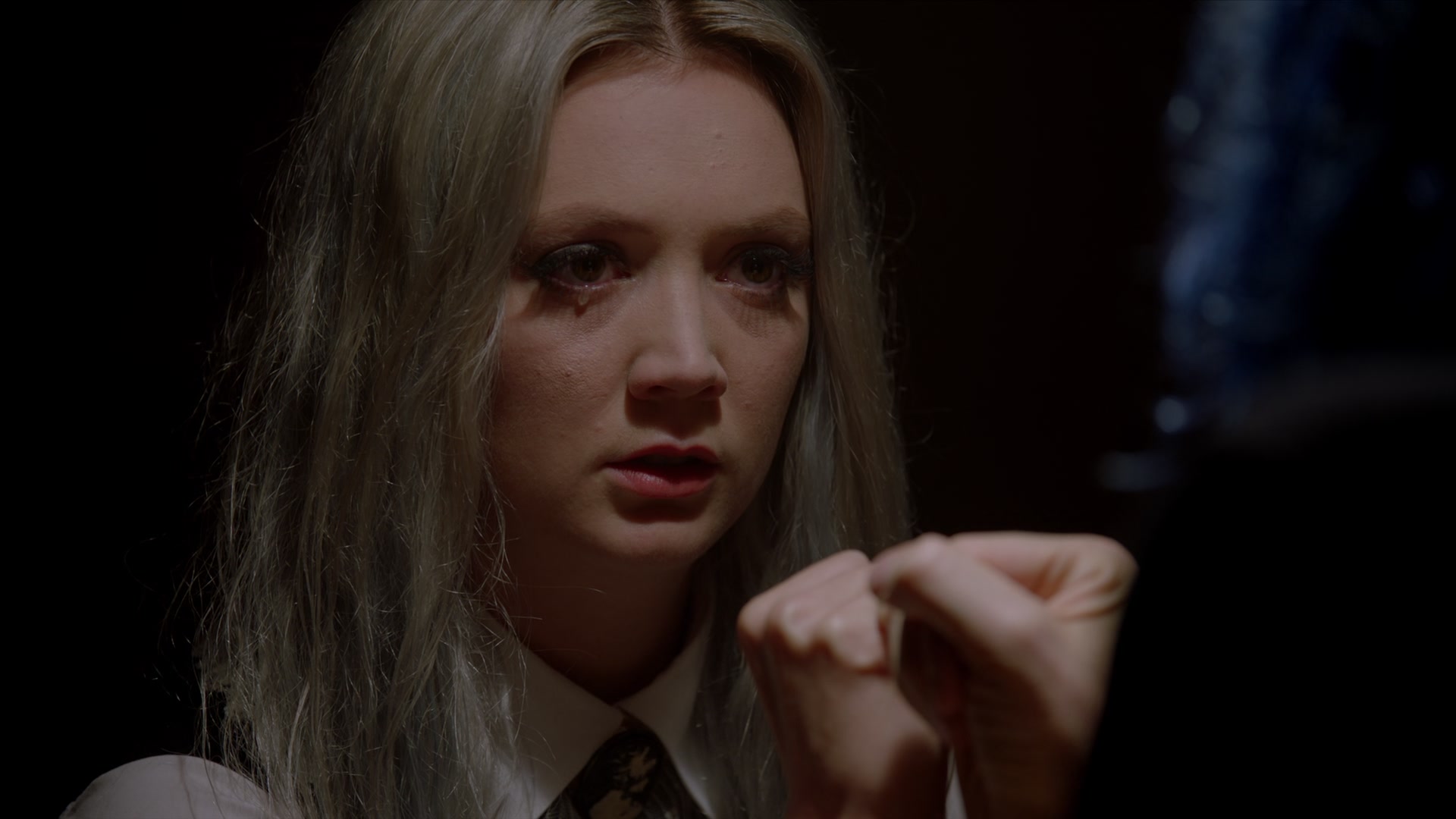 American_Horror_Story_S07_E01_Election_Night_1080p_BluRay_004608.jpg